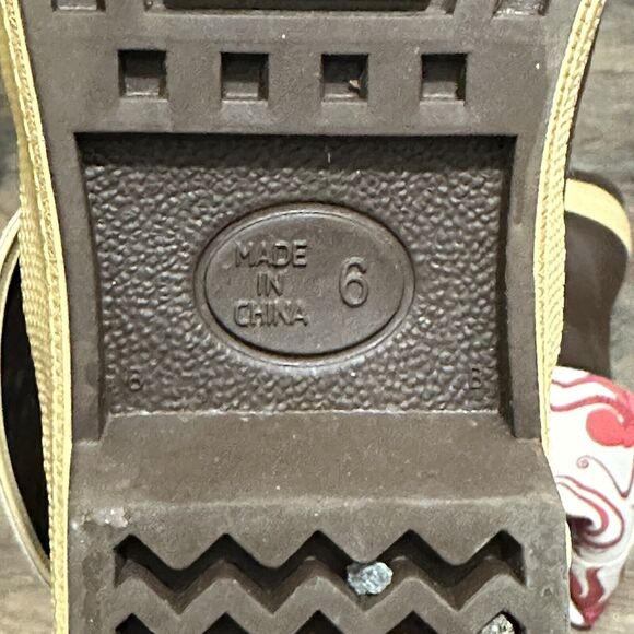 XTRATUF Women's Salmon Sisters 15 In Legacy Boot Octopus Print Size 6M - Picture 4 of 9